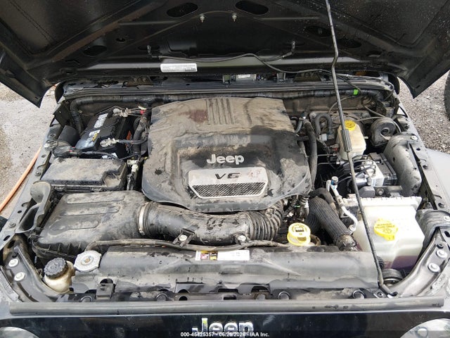 2015 Jeep Wrangler Unlimited Sport მანქანა იყიდება აუქციონზე, vin: 1C4BJWDGXFL577724, აუქციონის ნომერი: 45425357