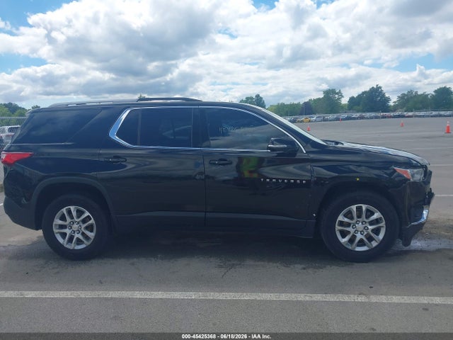 1GNERGKW1JJ282092 Chevrolet Traverse Lt Cloth