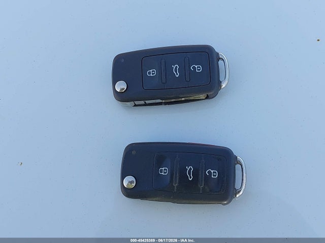 3VWL17AJ5EM441957 Volkswagen Jetta 1.8t Sel