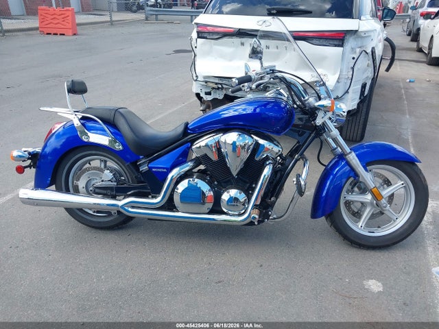 45425406 :رقم المزاد ، JH2SC6604GK600052 vin ، 2016 Honda Vt1300 Cr مزاد بيع