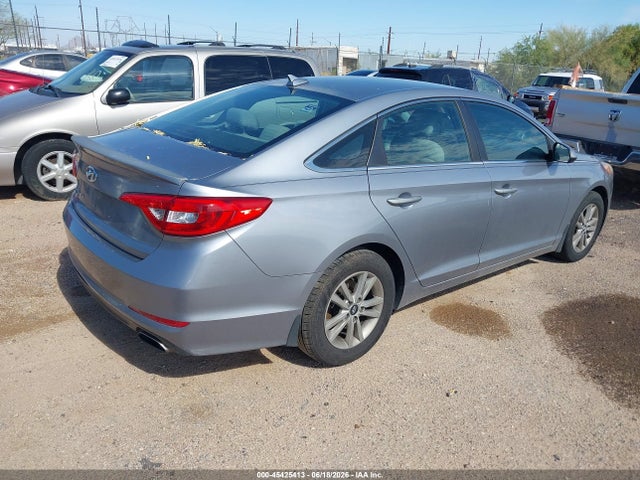 Hyundai SONATA SE 2015 5NPE24AF0FH240817 Image 4