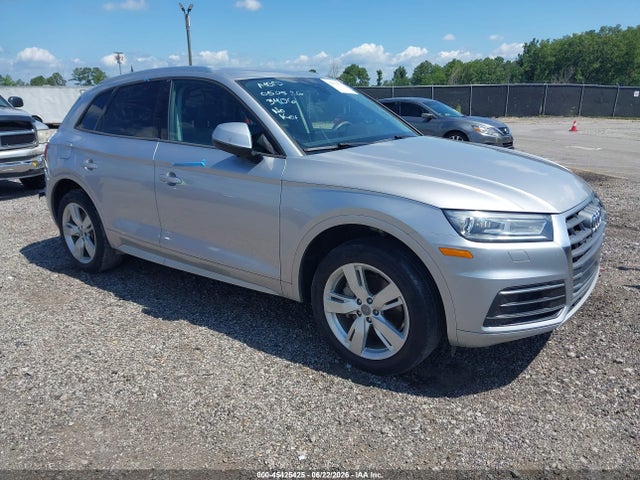 45425425 :رقم المزاد ، WA1ANAFY2J2193406 vin ، 2018 Audi Q5 2.0t Premium/2.0t Tech Premium مزاد بيع