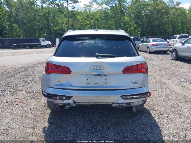 45425425 :رقم المزاد ، WA1ANAFY2J2193406 vin ، 2018 Audi Q5 2.0t Premium/2.0t Tech Premium مزاد بيع