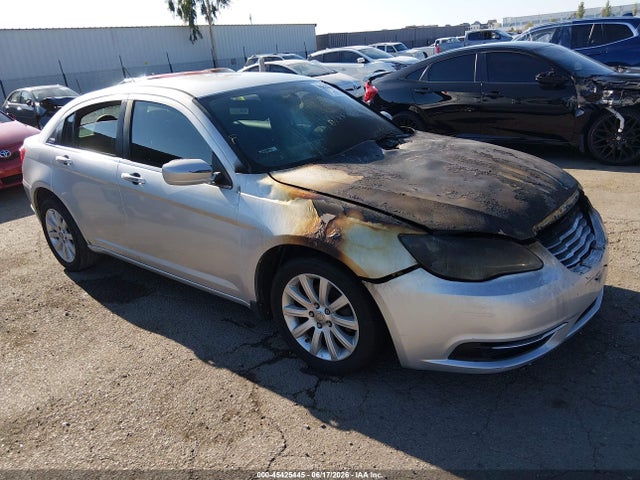 Продаж на аукціоні авто 2012 Chrysler 200 Touring, vin: 1C3CCBBBXCN139210, номер лоту: 45425445