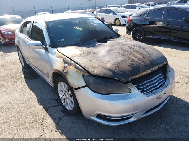 2012 Chrysler 200 Touring მანქანა იყიდება აუქციონზე, vin: 1C3CCBBBXCN139210, აუქციონის ნომერი: 45425445