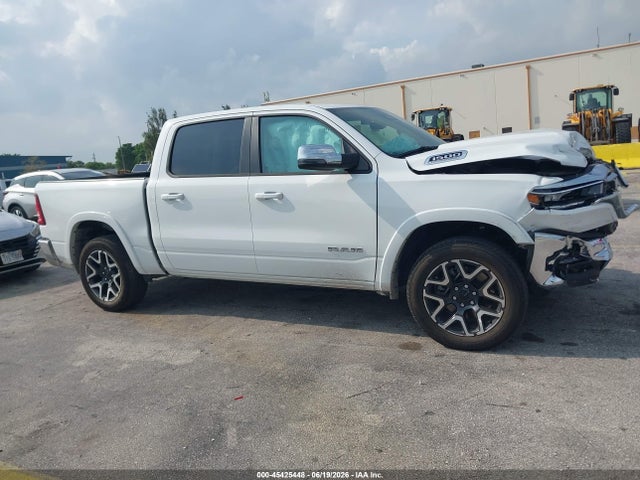 Продажа на аукционе авто 2026 Ram 1500 Laramie  4x4 5'7 Box, vin: 3C6SRFJP6T4159658, номер лота: 45425448