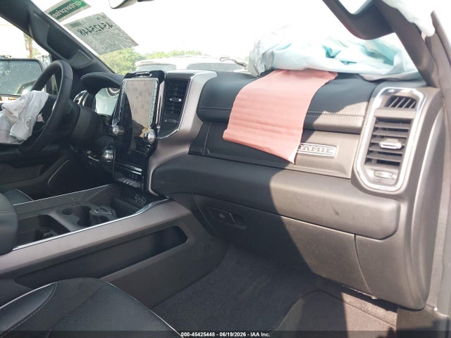 Продажа на аукционе авто 2026 Ram 1500 Laramie  4x4 5'7 Box, vin: 3C6SRFJP6T4159658, номер лота: 45425448