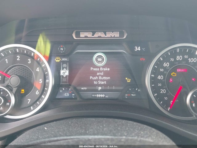 Продажа на аукционе авто 2026 Ram 1500 Laramie  4x4 5'7 Box, vin: 3C6SRFJP6T4159658, номер лота: 45425448