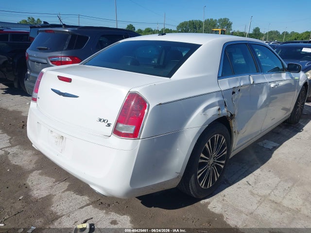 Продажа на аукционе авто 2012 Chrysler 300 S V6, vin: 2C3CCAGG7CH236601, номер лота: 45425461
