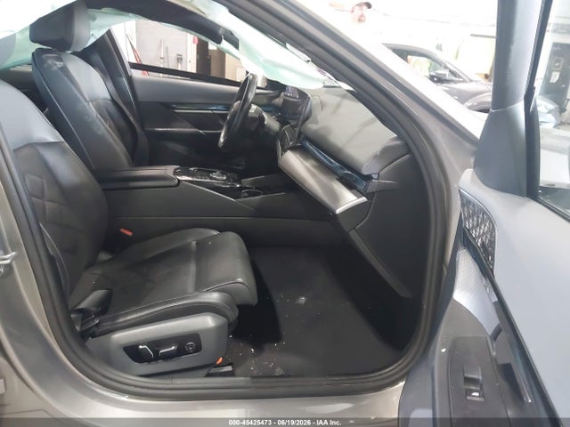 WBY33FK04RCP97271 BMW I5 Edrive40