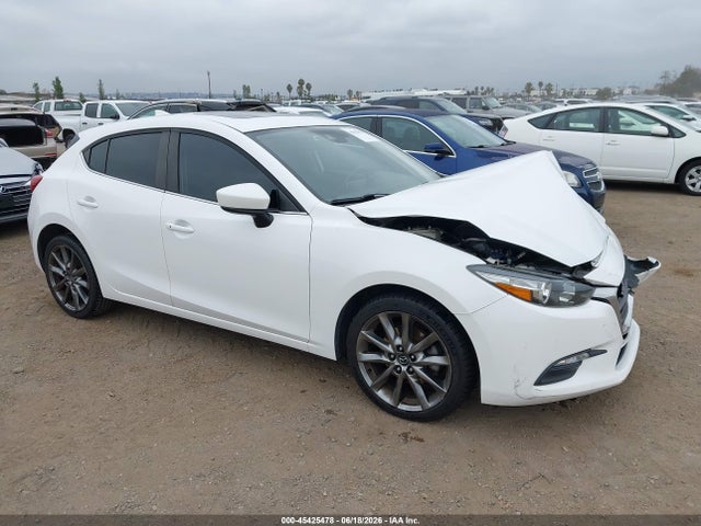2018 Mazda Mazda3 Touring მანქანა იყიდება აუქციონზე, vin: 3MZBN1L32JM274673, აუქციონის ნომერი: 45425478