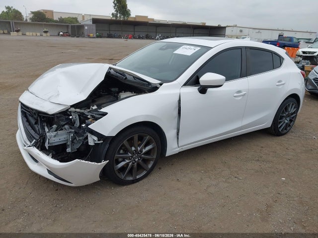 2018 Mazda Mazda3 Touring მანქანა იყიდება აუქციონზე, vin: 3MZBN1L32JM274673, აუქციონის ნომერი: 45425478