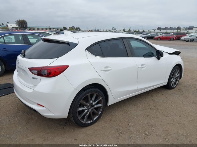 2018 Mazda Mazda3 Touring მანქანა იყიდება აუქციონზე, vin: 3MZBN1L32JM274673, აუქციონის ნომერი: 45425478