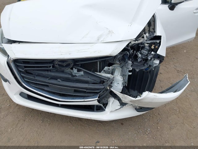 2018 Mazda Mazda3 Touring მანქანა იყიდება აუქციონზე, vin: 3MZBN1L32JM274673, აუქციონის ნომერი: 45425478