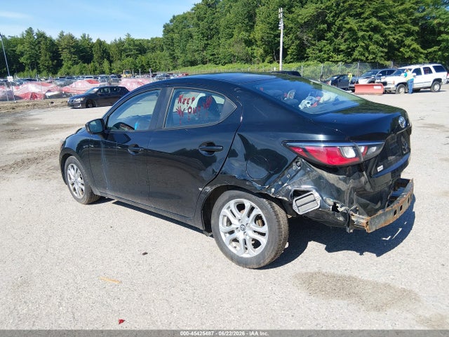 Продажа на аукционе авто 2017 Toyota Yaris Ia, vin: 3MYDLBYV6HY188806, номер лота: 45425487