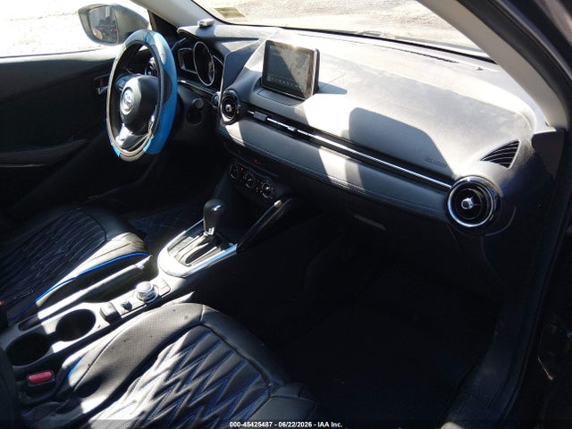 Продажа на аукционе авто 2017 Toyota Yaris Ia, vin: 3MYDLBYV6HY188806, номер лота: 45425487