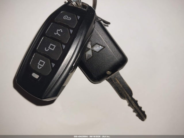 Продажа на аукционе авто 2018 Mitsubishi Outlander Es, vin: JA4AZ3A33JZ058275, номер лота: 45425504