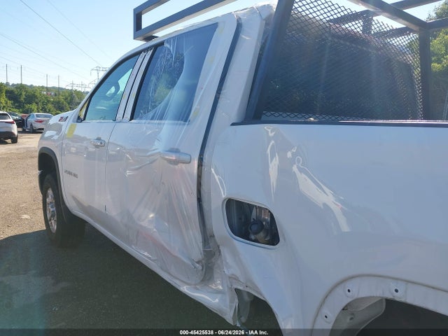 2GC4YNE77R1102250 Chevrolet Silverado 2500hd 4wd Standard Bed Lt