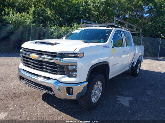 2GC4YNE77R1102250 Chevrolet Silverado 2500hd 4wd Standard Bed Lt