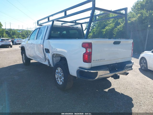 2GC4YNE77R1102250 Chevrolet Silverado 2500hd 4wd Standard Bed Lt