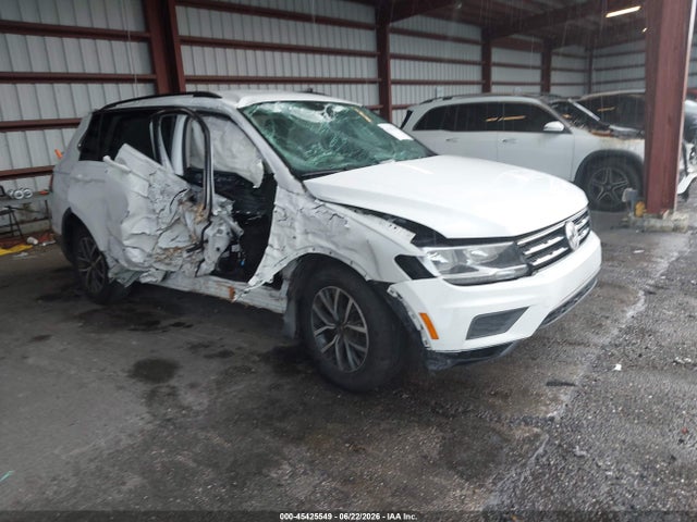 2020 Volkswagen Tiguan 2.0t Se/2.0t Se R-line Black/2.0t Sel მანქანა იყიდება აუქციონზე, vin: 3VV3B7AXXLM160370, აუქციონის ნომერი: 45425549