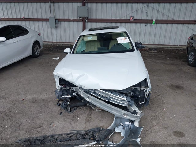 Продажа на аукционе авто 2018 Audi A4 2.0t Premium/2.0t Tech Premium, vin: WAUENAF49JN013421, номер лота: 45425589