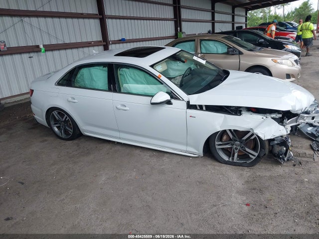Продажа на аукционе авто 2018 Audi A4 2.0t Premium/2.0t Tech Premium, vin: WAUENAF49JN013421, номер лота: 45425589