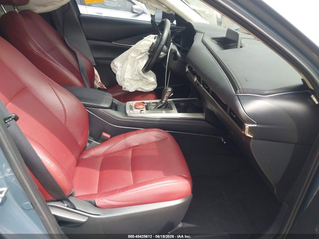 45425612 :رقم المزاد ، 3MVDMBCM2PM518617 vin ، 2023 Mazda Cx-30 2.5 S Carbon Edition مزاد بيع