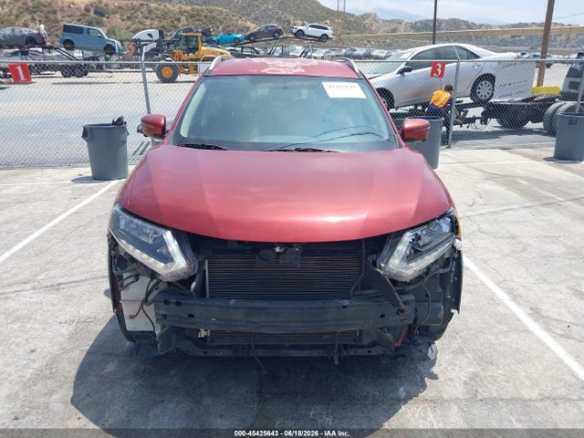 KNMAT2MT4GP668011 Nissan ROGUE SV