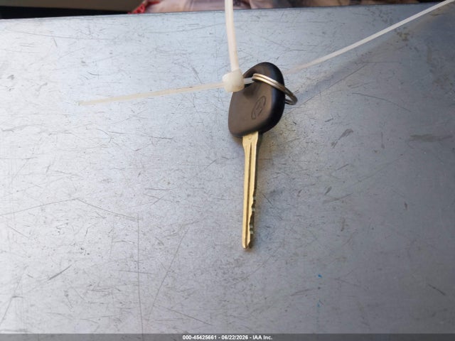 5NPD84LF9HH074825 Hyundai ELANTRA SE