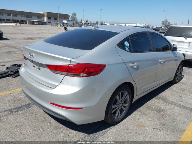 Hyundai ELANTRA SE 2017 5NPD84LF9HH074825 Image 4