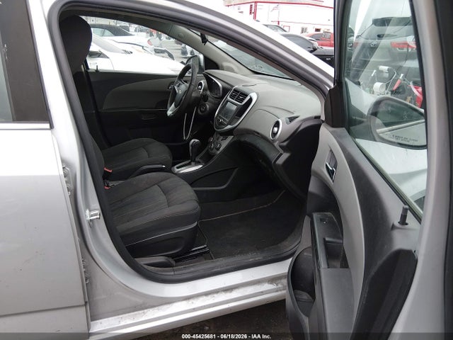 Chevrolet Sonic Lt Auto 2017 1G1JD5SG3H4124275 Image 5