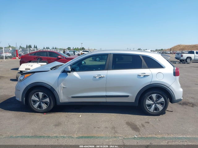 KIA NIRO LX 2018 KNDCB3LC6J5153078 Image 14