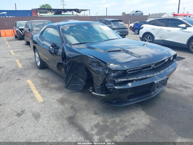Продажа на аукционе авто 2023 Dodge Challenger Sxt, vin: 2C3CDZAG2PH628783, номер лота: 45425688