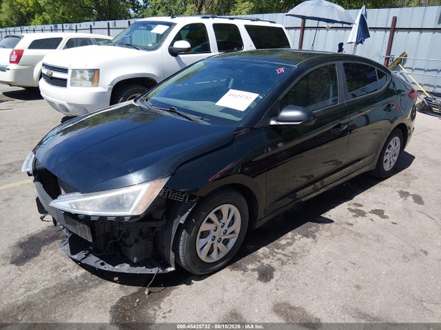 Hyundai ELANTRA SE 2019 KMHD74LF7KU837548 Image 2