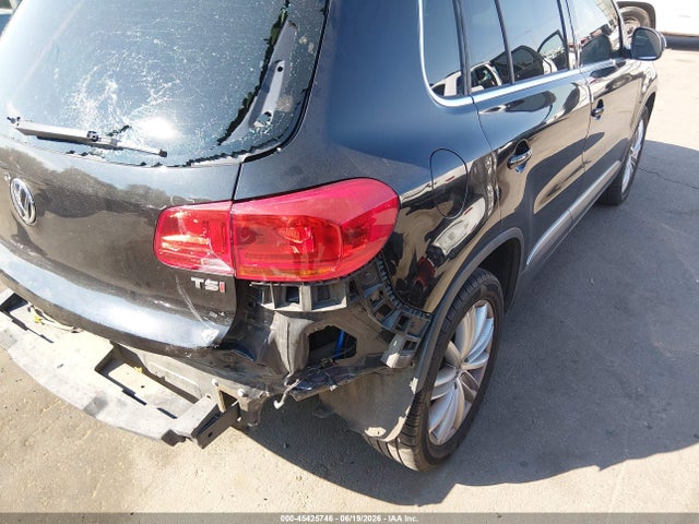 Продажа на аукционе авто 2016 Volkswagen Tiguan Se, vin: WVGAV7AX5GW528324, номер лота: 45425746