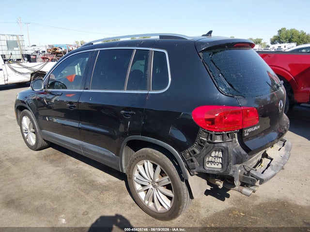Продажа на аукционе авто 2016 Volkswagen Tiguan Se, vin: WVGAV7AX5GW528324, номер лота: 45425746
