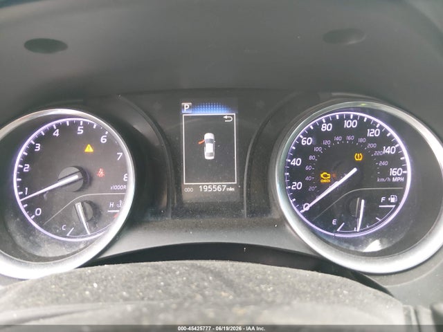 4T1B11HK5JU066812 Toyota CAMRY SE