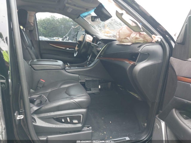 Продажа на аукционе авто 2017 Cadillac Escalade Esv Premium Luxury, vin: 1GYS4JKJ9HR400102, номер лота: 45425821