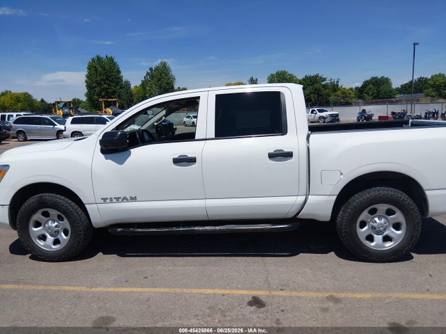 1N6AA1EC3LN510616 Nissan Titan S 4x4