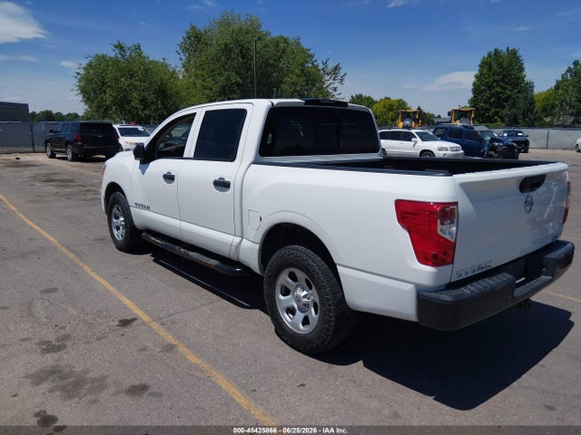 1N6AA1EC3LN510616 Nissan Titan S 4x4