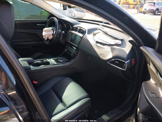SAJAR4BG4HA969108 Jaguar Xe 25t