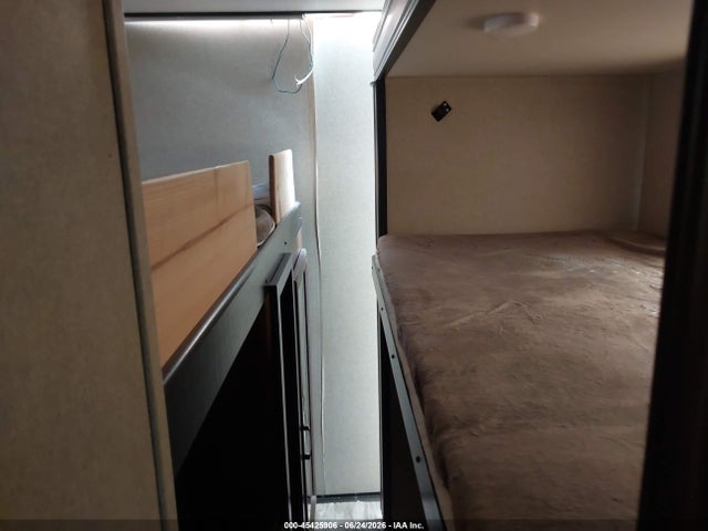 Grand Design Reflection 2019 573TR372XK3323364 Image 8