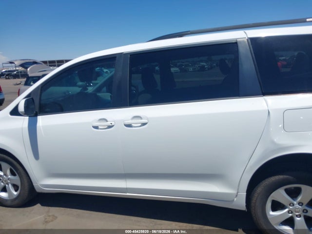 Toyota Sienna Le 8 Passenger 2015 5TDKK3DC8FS632307 Image 15
