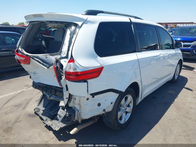 Toyota Sienna Le 8 Passenger 2015 5TDKK3DC8FS632307 Image 4