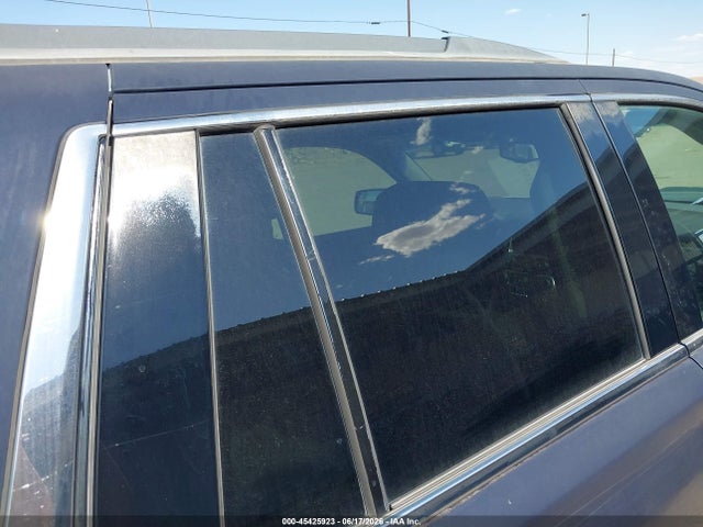Chevrolet Tahoe Ls 2018 1GNSKAEC8JR110407 Image 12