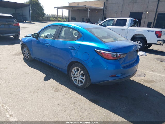 Scion IA 2016 3MYDLBZV0GY127691 Image 3