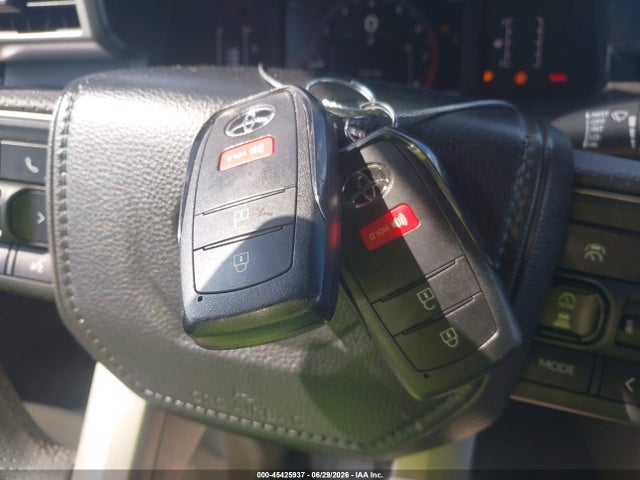 JTEVA5BR6S5017687 Toyota 4RUNNER SR5