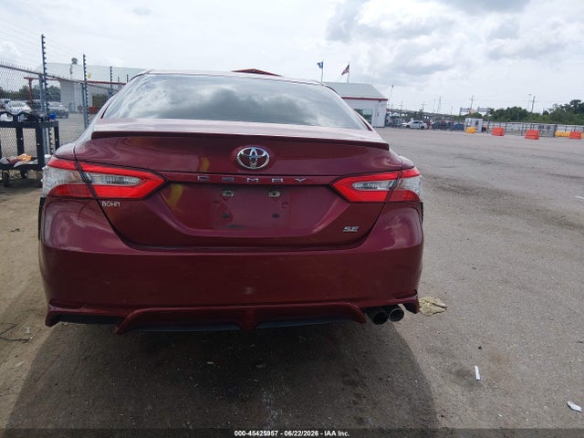 4T1B11HK8JU656583 Toyota CAMRY SE
