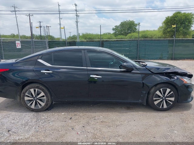 1N4BL4DV0MN354354 Nissan Altima Sv Fwd